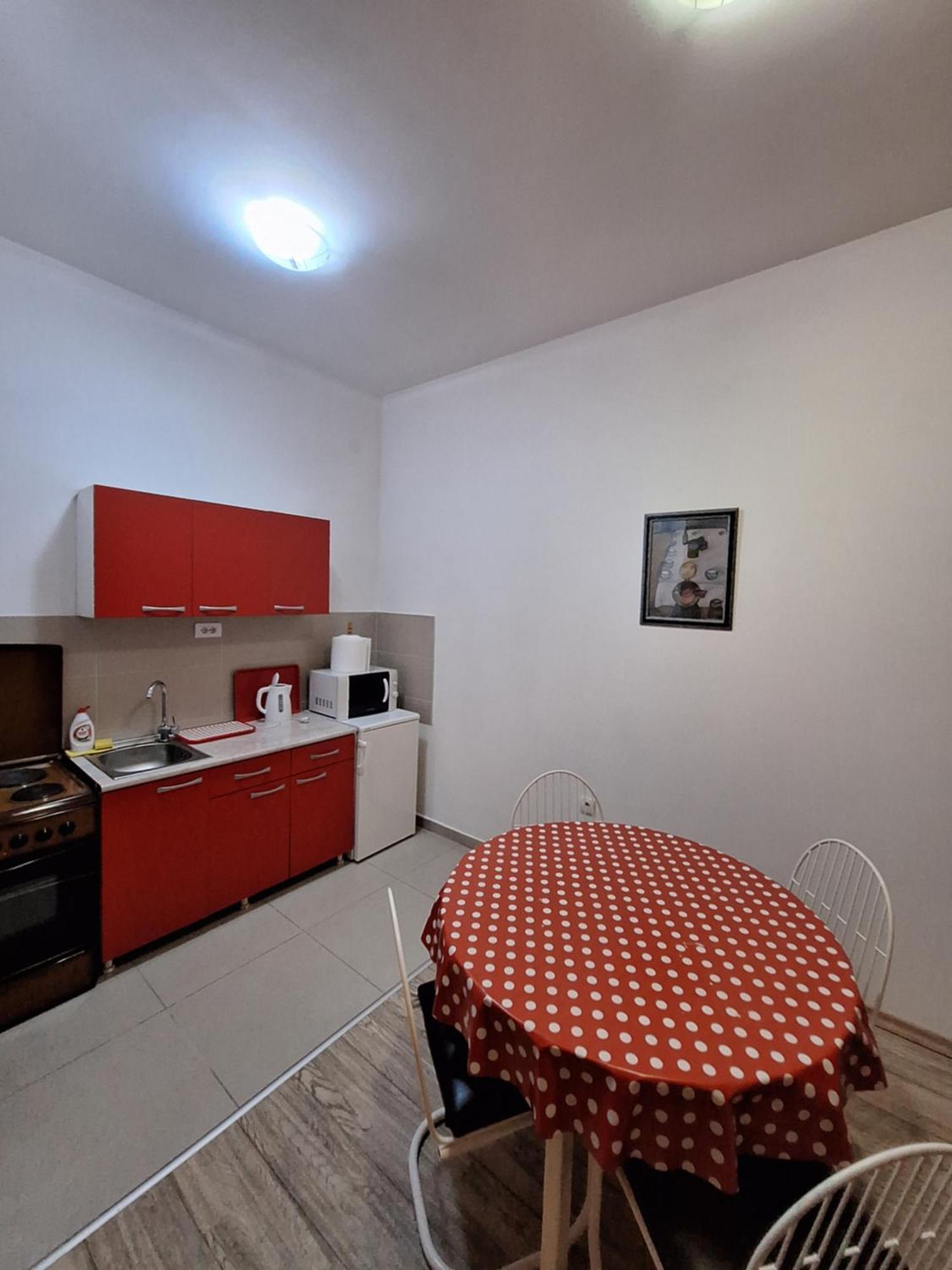 Apartman Prokin Bed & Breakfast Novi Sad Bagian luar foto